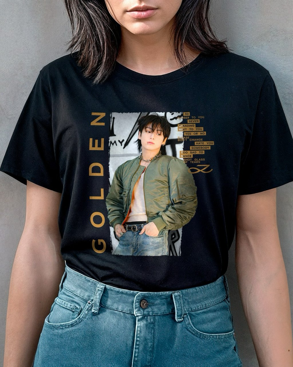 Polera Jungkook Golden versión A negra con foto de Jungkook